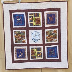 Handmade Snow Leopard Wildlife Quilt Josephine Wall World of Wonder Fabric 45x45